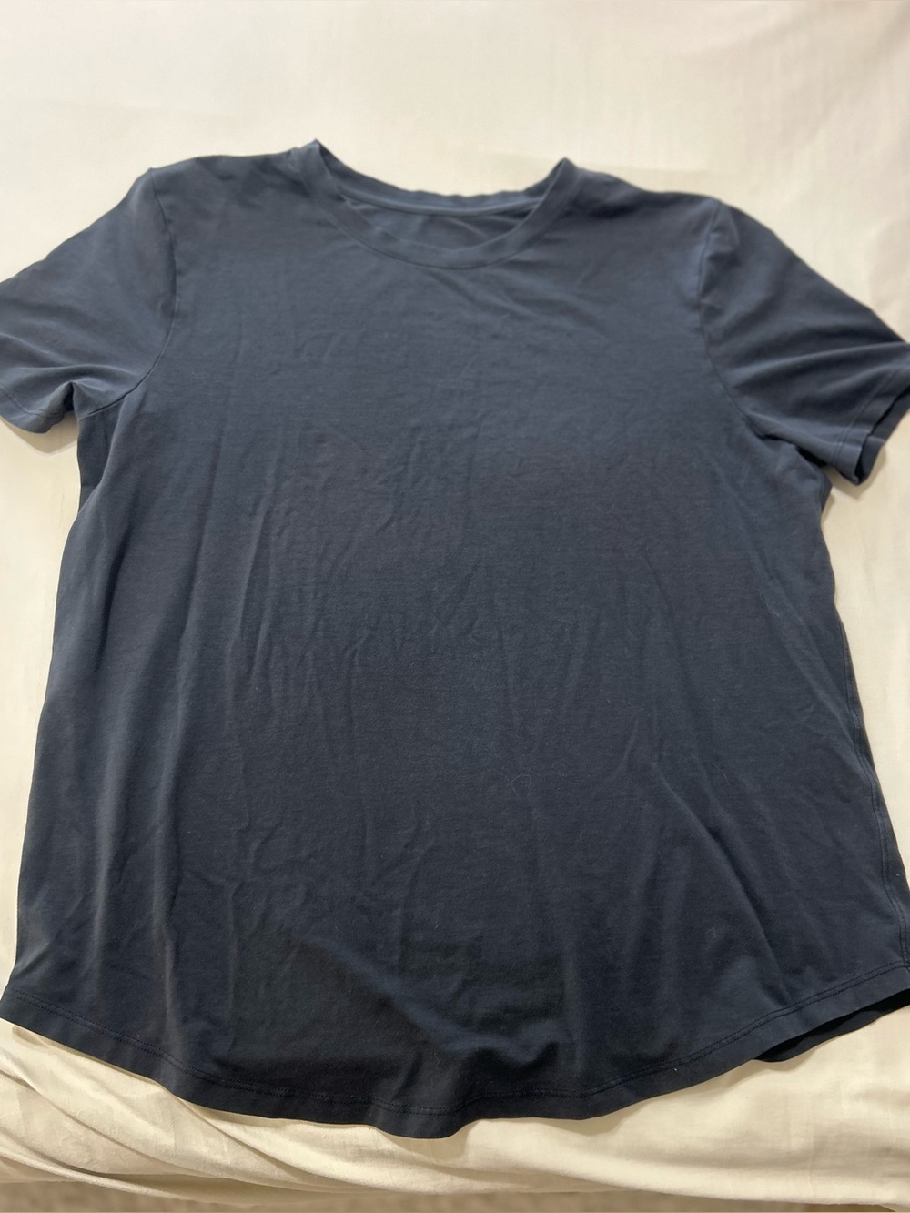 women’s lululemon t-shirt